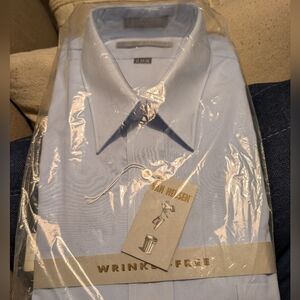 Van Heusen Men's Sky Blue Dress Shirt